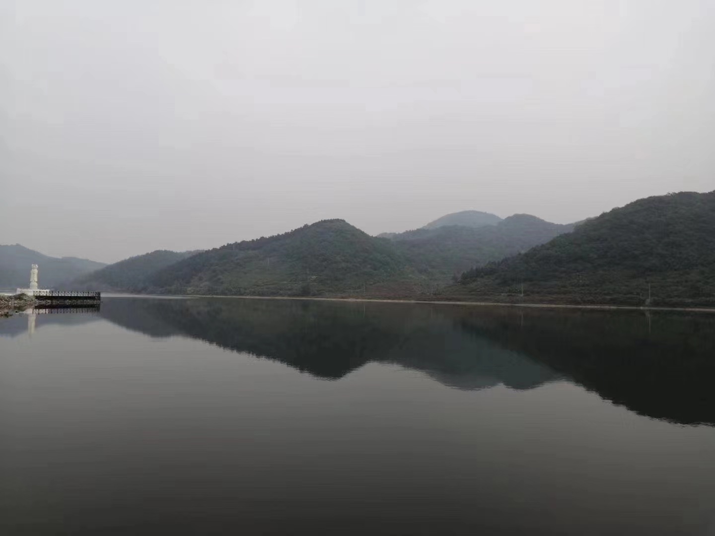 沈阳青云山公墓中元节河灯礼祭 传孝道文化获好评